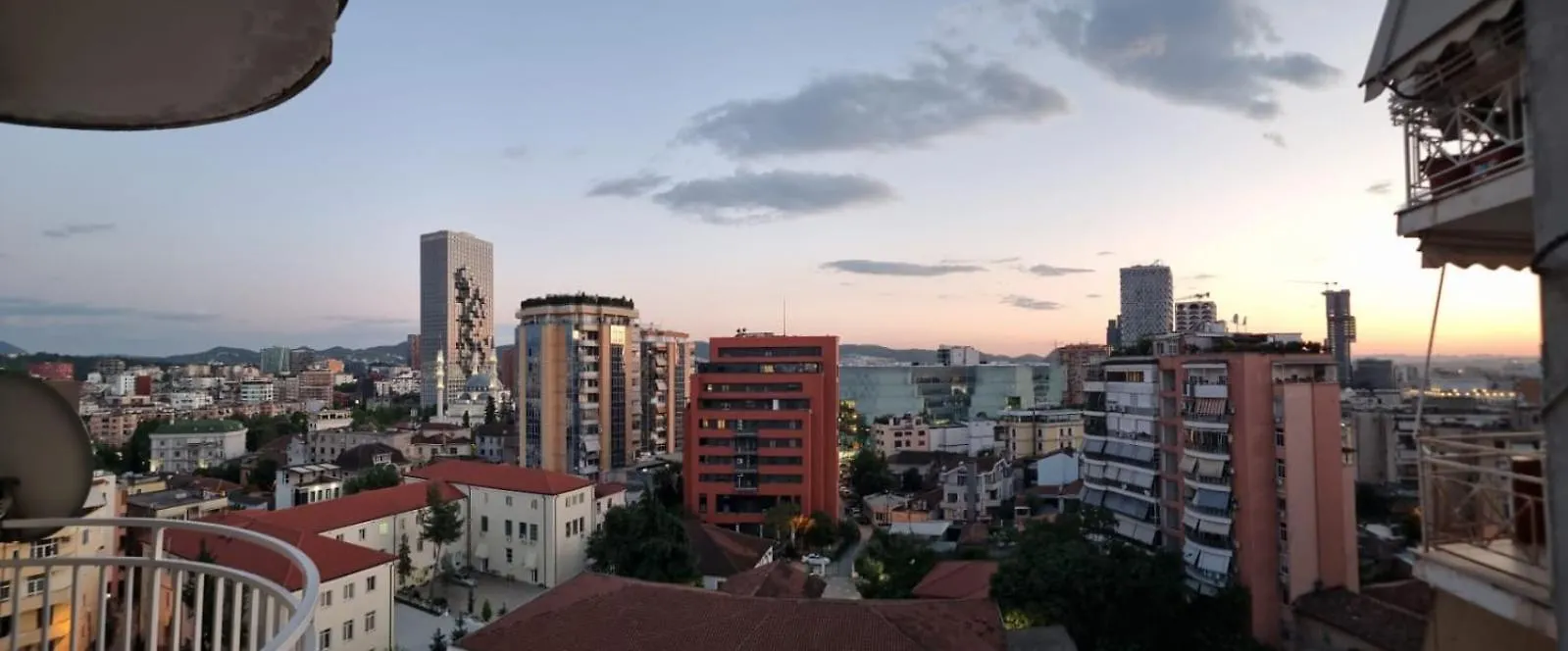 Hello Tirana! Apartment  Τίρανα